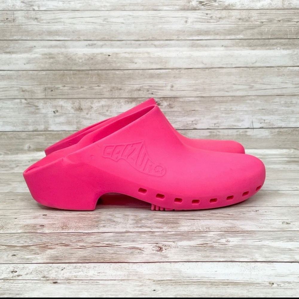 Calzuro Bihos Padova Italian Slip On Clogs in Hot Pink 39-40. Used
